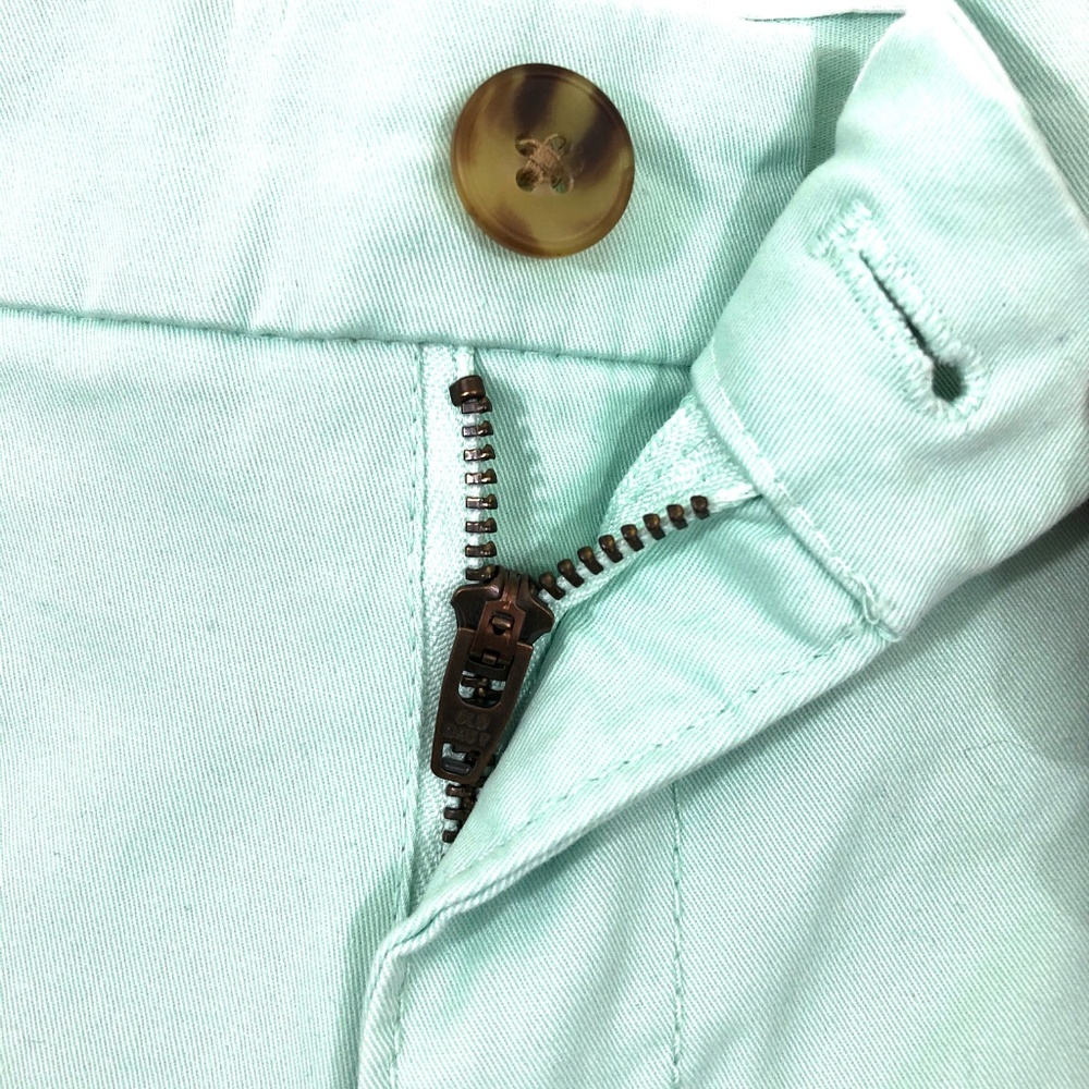 NWT Old Navy Seafoam Chino Shorts - Picture 4 of 4